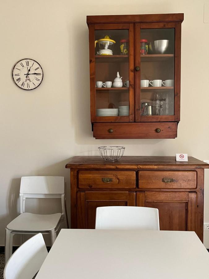 Apartment Dalla Mirella Firenze Bagian luar foto